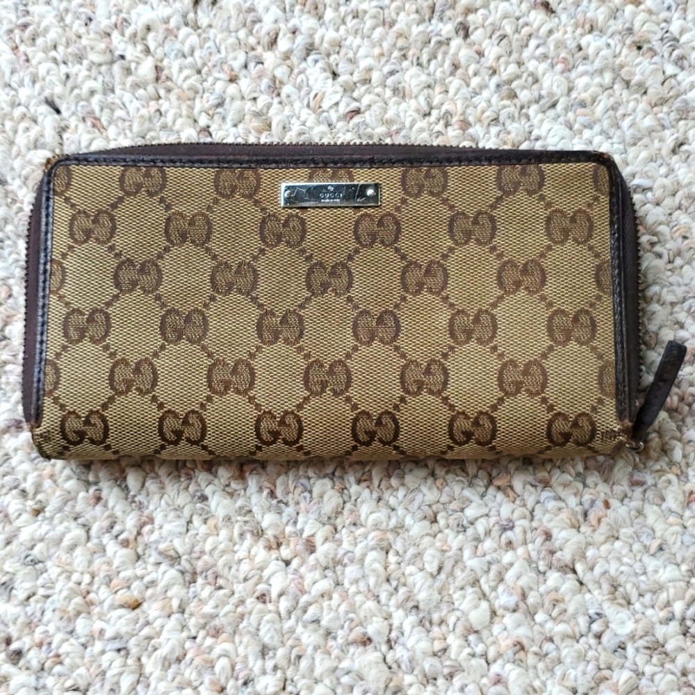 GUCCI Continental wallet